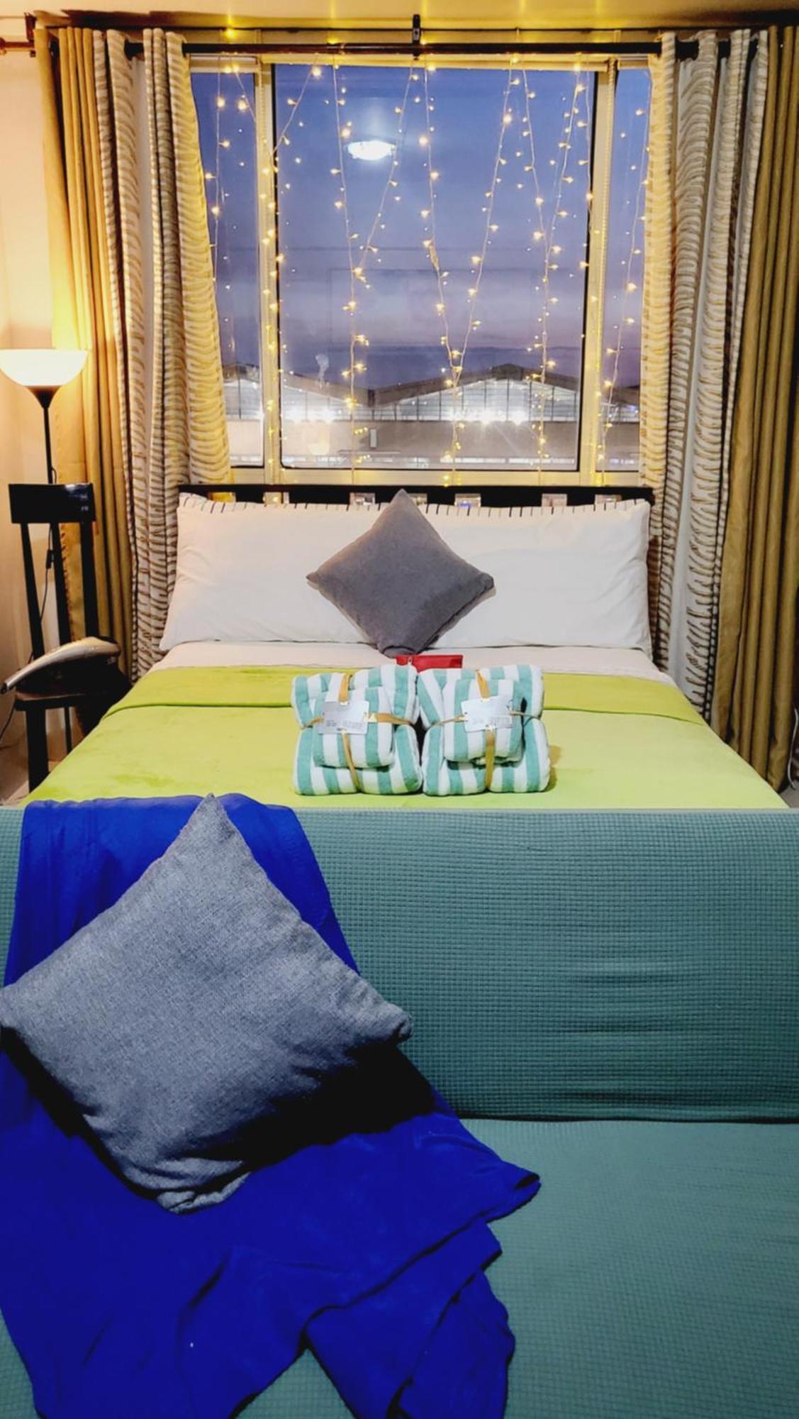 One Palm Tree Villas Condominium - Studio 7Th Fl With Balcony - Across Terminal 3 Airport Pasay Extérieur photo