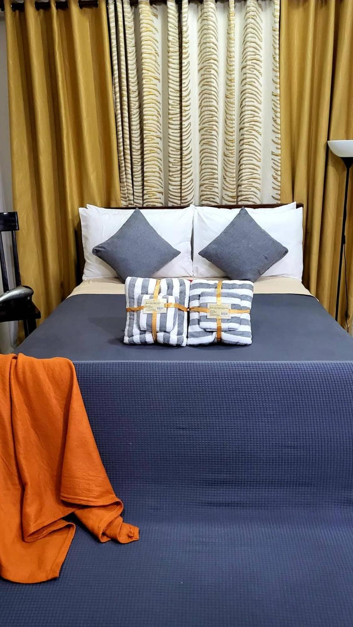 One Palm Tree Villas Condominium - Studio 7Th Fl With Balcony - Across Terminal 3 Airport Pasay Extérieur photo